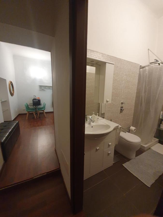 Arena Suite All Comforts - With Free Parking Garage Per Qualified Rate - Con Parcheggio Incluso Per Le Tariffe Qualificanti - Metro Verde Greenline Moscova Milán Exterior foto