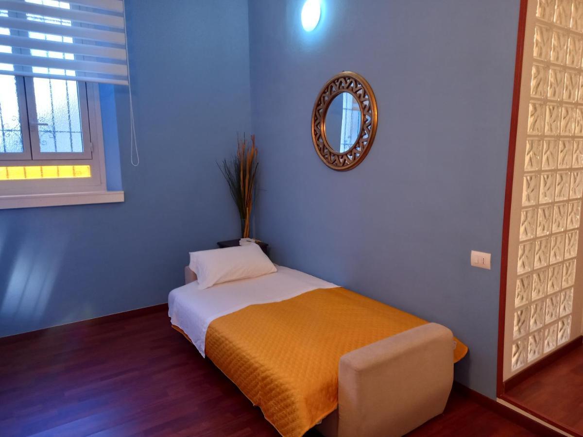 Arena Suite All Comforts - With Free Parking Garage Per Qualified Rate - Con Parcheggio Incluso Per Le Tariffe Qualificanti - Metro Verde Greenline Moscova Milán Exterior foto